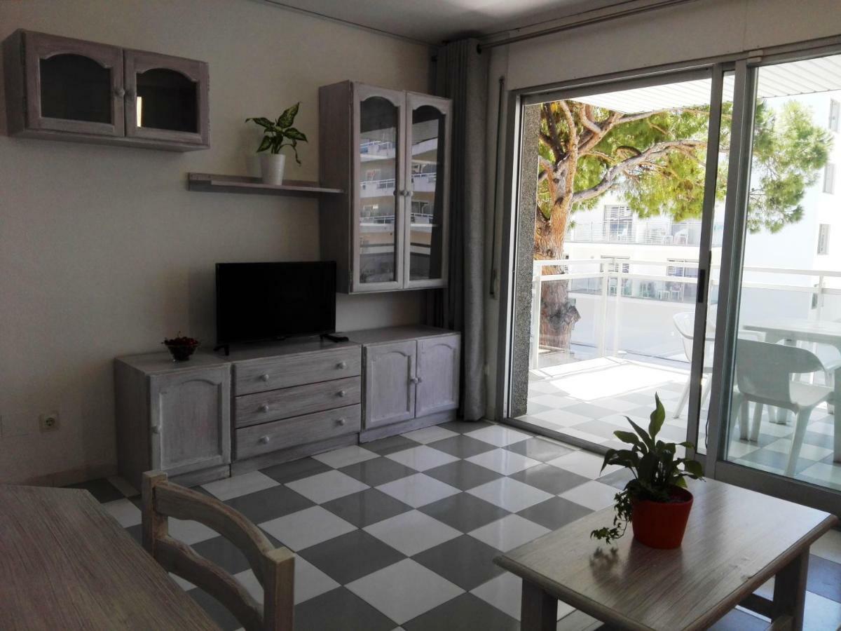 Zeus Montblanc Apartment Salou Exterior photo